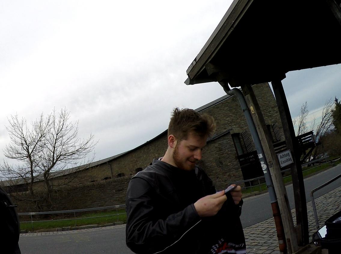 Bild  Feldberg 04.Mai 15 10 wird geladen, bitte warten...