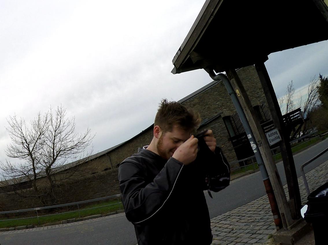 Bild  Feldberg 04.Mai 15 11 wird geladen, bitte warten...